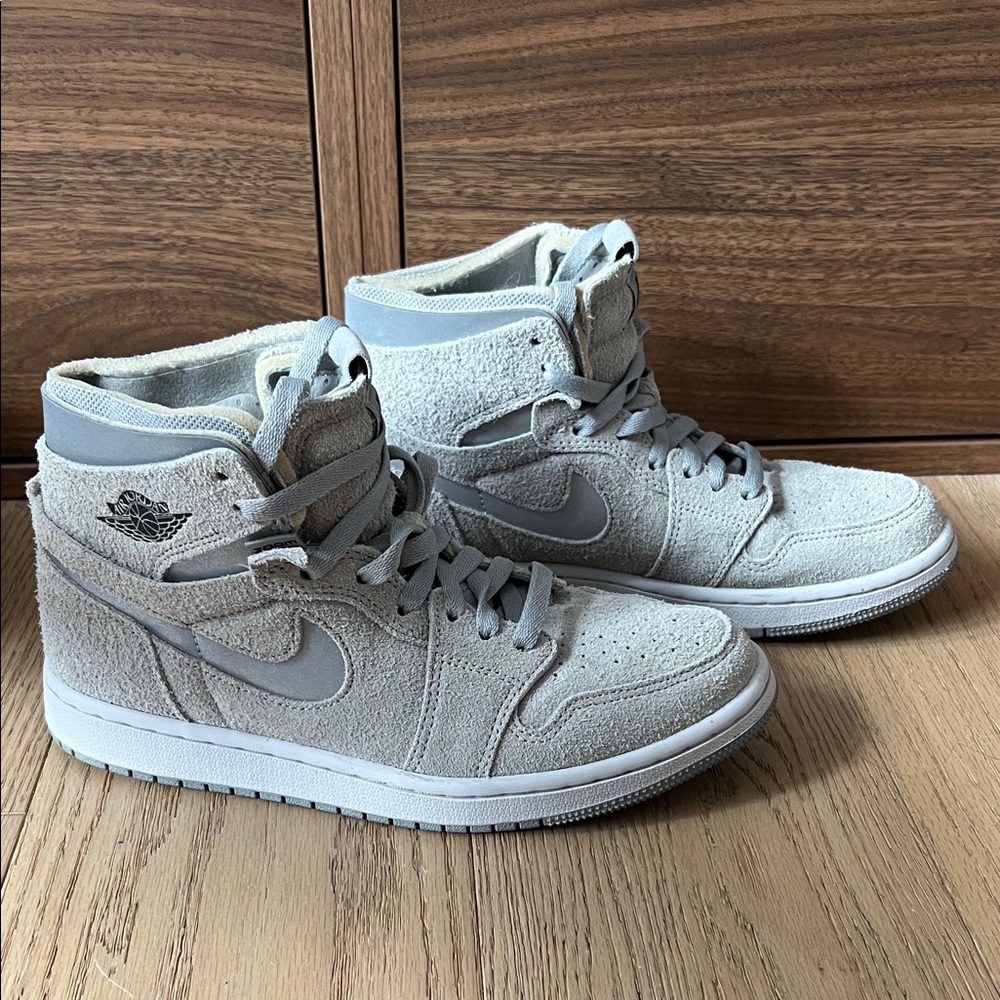 Nike High-Top Sneakers - Light Gray